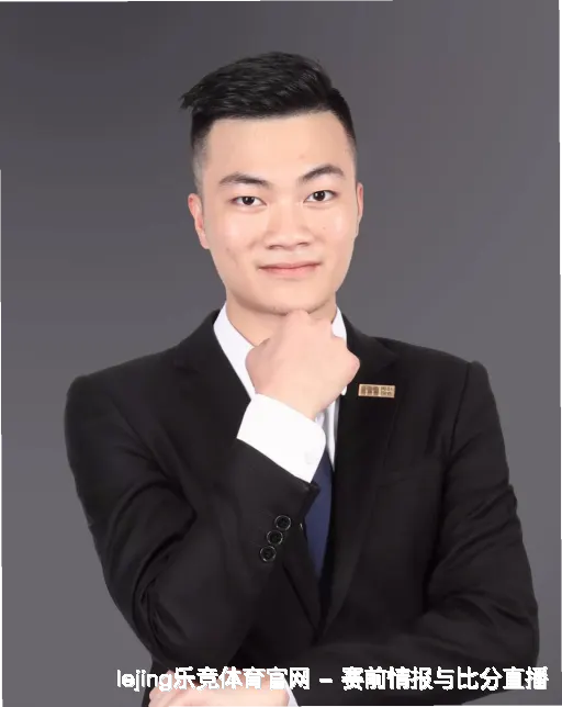 凤万宇